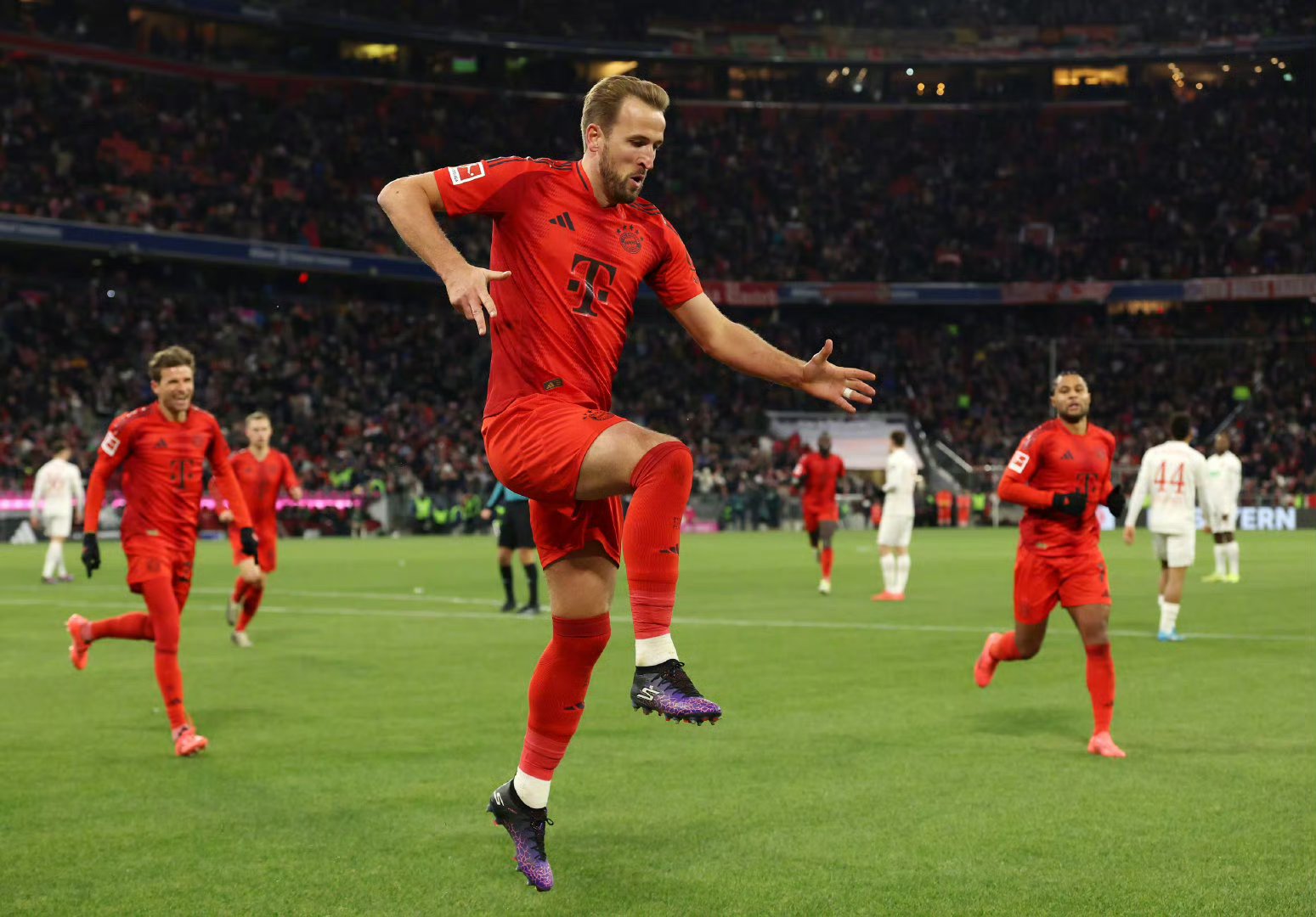 开云电子-勇士不断突破！，凯恩连续十场比赛得分超过重返赛场气势如虹延续的简单介绍