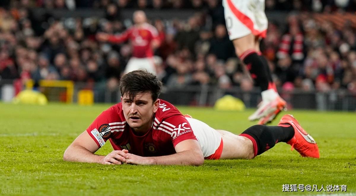 包含关键时刻突围战来临，巴塞罗那围绕欧联伤情更新，引发热议，轮换策略成焦点的词条